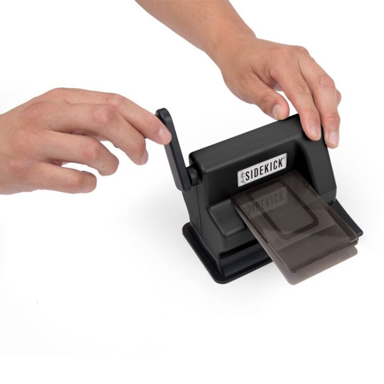 SIZZIX SIDEKICK STARTER KIT ΜΗΧΑΝΉ ΚΟΠΉΣ ΚΑΙ ΑΝΆΓΛΥΦΗΣ - Εικόνα 3